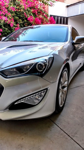 Hyundai Génesis 2.0t 275hp 23.800km