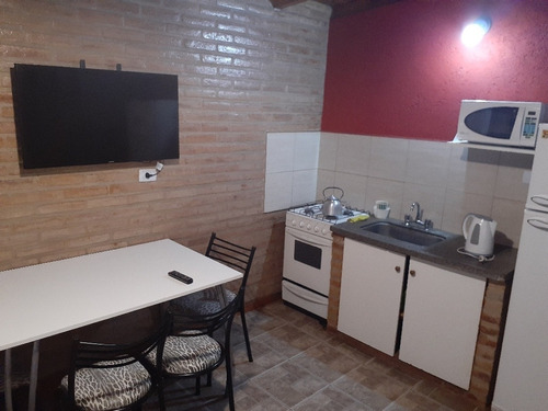 Imagen 4 de 21 de Cabañita Para 2 A 4 Personas A 13 Cuadras Del Centro Vcp