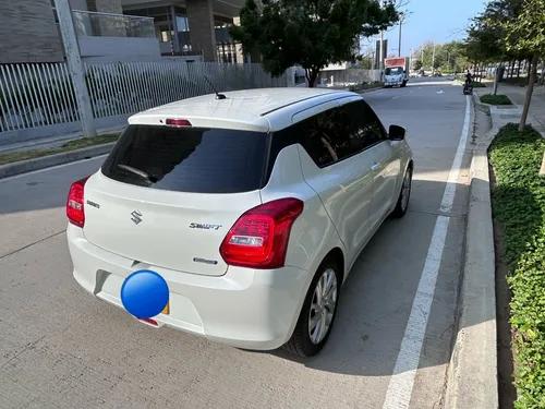 Swift Hybrid 2022