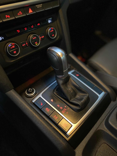 Imagen 13 de 17 de Volkswagen Amarok 2018 2.0 Cd Tdi 180cv 4x4 Highline Pack At