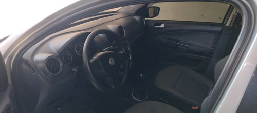 Imagem 9 de 15 de Volkswagen Voyage 2012 1.0 Vht Trend Total Flex 4p