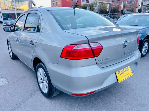 Volkswagen Voyage Comfortline Sd Mt 2017 1600cc