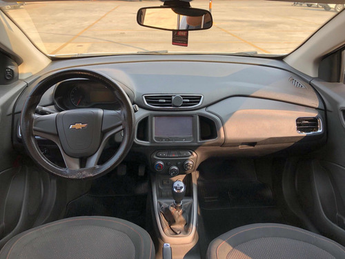 Imagem 15 de 15 de Chevrolet Onix 2015 1.4 Ltz 5p