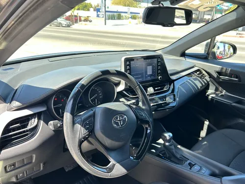 Toyota CH-R 2.0 Cvt