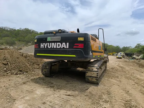 Excavadora De Orugas / 34 Ton / Modelo 2021 / Giron / H10249