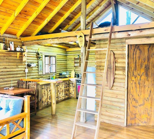 Casa Estilo Cabaña En La Caleta