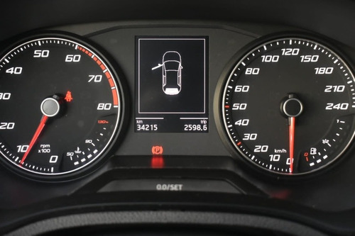 Imagen 12 de 15 de Seat Ibiza 2019 1.6 Reference 5p Mt