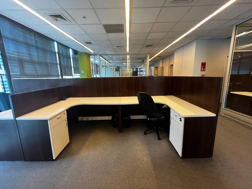 Ciudad Empresarial 396 M2 Arrendada 2 Roles Amoblada