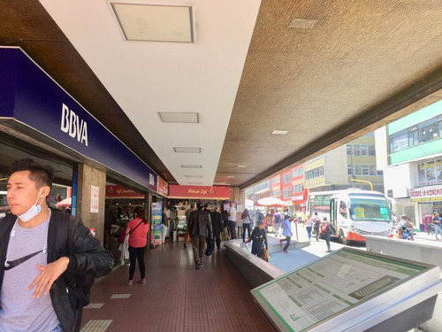 Imagen 24 de 26 de Comercial En La Veracruz(bogota) Rah Co: 23-611
