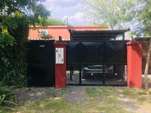 Casa Tipo Chalet, En General Rodriguez, Con Pileta***
