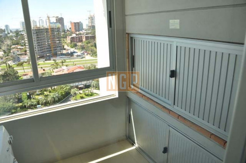 Apartamento En Mansa, 2 Dormitorios - Ref: 2965