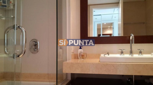 Imagen 6 de 9 de Apartamento Frente Al Mar En Playa Mansa