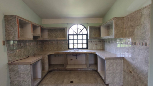 Imagen 6 de 16 de Re/max. Iris Hernandez. Vende Casa (3314/223m2). Safari Carabobo Libertador (tocuyito). Codigo 127350