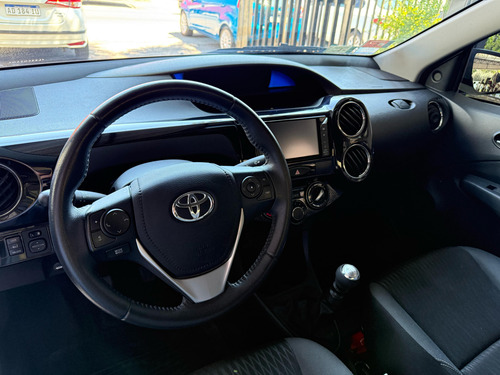 Toyota Etios 1.5 Sedan Xls