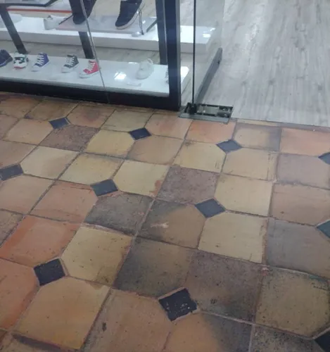 Traspaso Local Comercial En El Centro Comercial La Cascada Ggcd