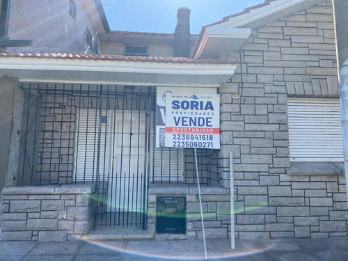 Casa En Ph Al Frente Parque Luro