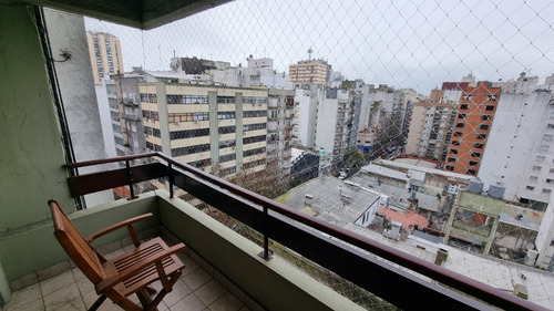 En Venta Departamento De 3 Ambientes Al Frente. Zona Centro A 150mts De Plaza Mitre.