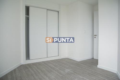 Imagen 12 de 18 de Hermoso Departamento En Venta.