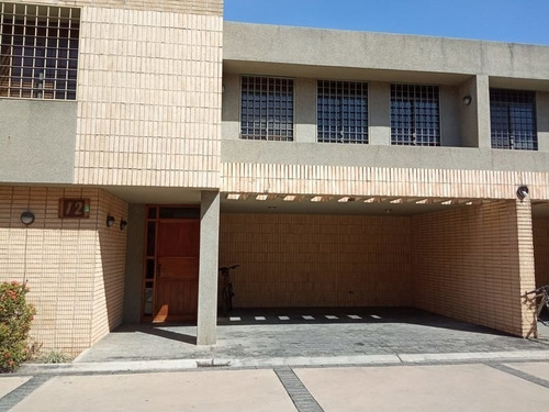 Imagen 11 de 12 de Se Vende Townhouse En La Urb. Las Lajas, La Granja, Naguanagua. Código.: Foth-133