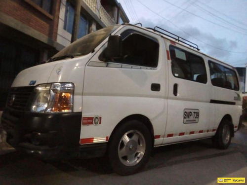 Imagen 3 de 15 de Nissan Urban Van Pasajeros