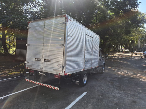 Iveco 70c16 Hd Cabine Dupla - 2011 Com 166.664 Km + Bau