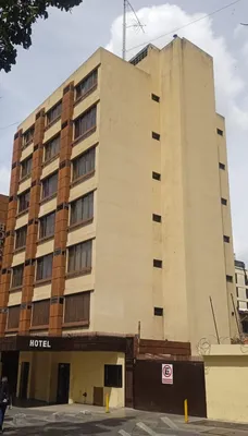 Hotel y resort en venta