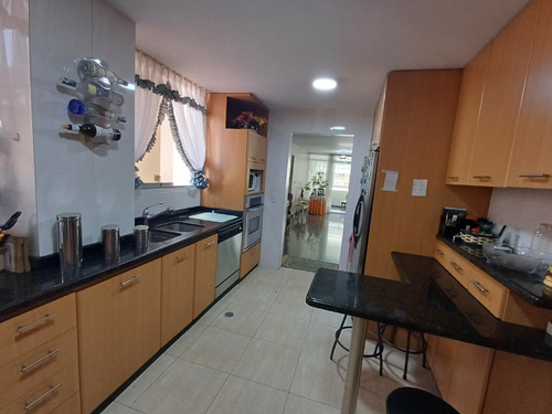 Alquiler Comodo Apartamento Los Palos Grandes