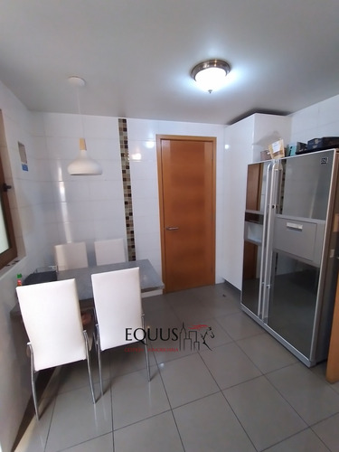 Fantástica Casa En Condominio Con Vista Despejada Cordillera