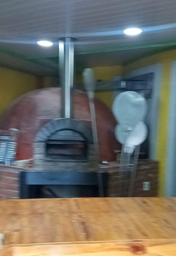 Venta Restaurante Remodelado Y Equipado Con Licencia De Licores. Av Las Delicias A Pie De Calle. Yy
