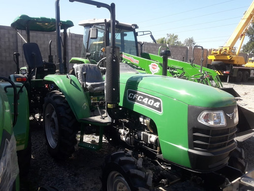 Imagen 8 de 11 de Tractor Chery By Lion 45 Hp 4x4 Con Pala Omar Martin