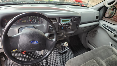 Ford F-100 3.9 Cab. Simple Xlt 4x4