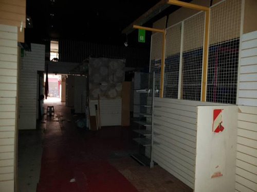 Imagen 18 de 30 de Local En Alquiler Peatonal Lavalle
