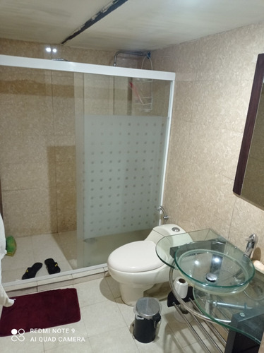 Imagen 7 de 13 de Casa Tipo Apartamento Los Flores Cerca De Metro Agua Salud