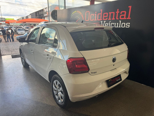 Volkswagen Gol 1.0 Flex 12V 5p