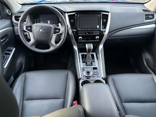 Mitsubishi Montero Se Plus 2023