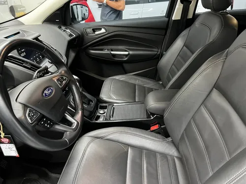 Ford Escape 2.0 Titanium