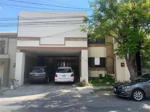 Casa En Venta En Fuentes Del Valle