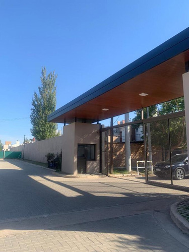 Duplex En Venta - Bº Tejas Ii - Housing Introva - Tres Dormitorios - Apto Bancor