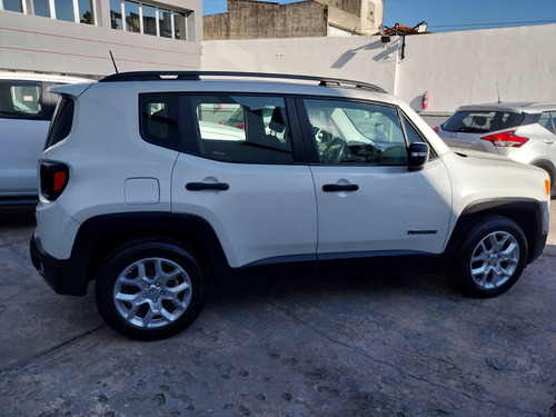 Jeep Renegade 1.8 Sport