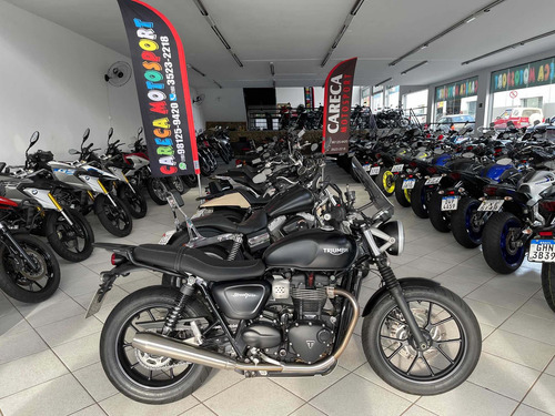 Tryumph Street Twin 900