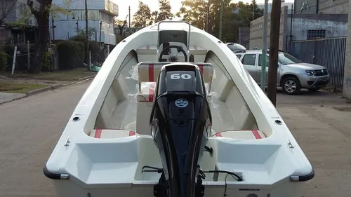 Bermuda Safary 5,5 M Mercury 40 Hp 3 Cilindros Elec/automix