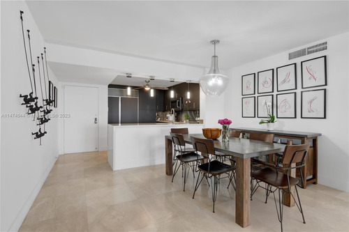 Departamento En Venta Ubicado En 2301 Collins Ave, Miami, Florida