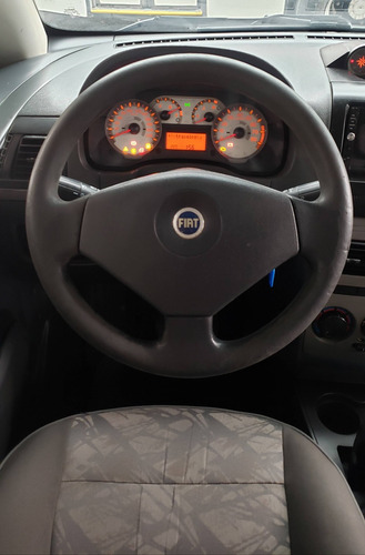 Imagem 2 de 11 de Fiat Idea 1.8 Mpi Adventure 8v Flex 4p Manual