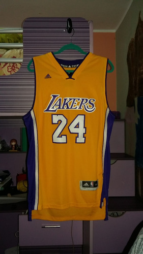 Camiseta De Los Angeles Lakers --- Kobe Bryant  24