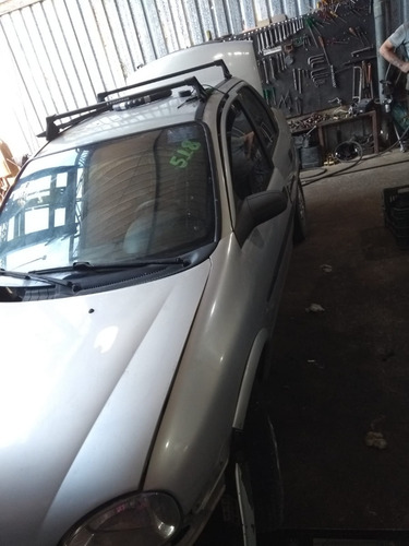 Imagem 3 de 6 de Sucata Peças Corsa Wind 1.0 8v Ano: 00/01 Gasolina