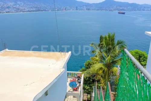 Casa Con Vista Al Mar En Venta En Fraccionamiento Las Playas, Acapulco