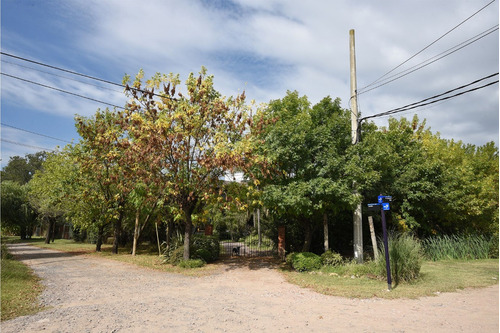 Venta De Hotel 20 Hab Con Parque Y Pileta En Pilar
