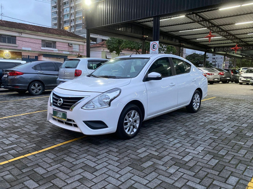 Nissan Versa SV 1.6 16V FlexStart 4p Aut.