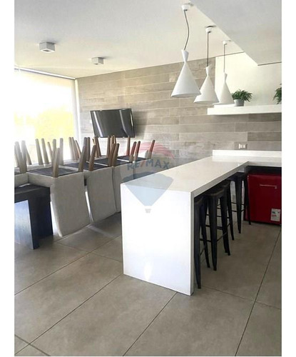 Arriendo Departamento En Independencia