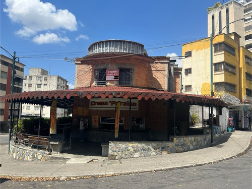Casa-quinta Comercial Con Fondo De Comercio